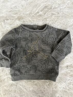 Nike Air Jordan Toddler 9 Mo. Gray W/gold Classic Sweatshirt. Cute, Fun